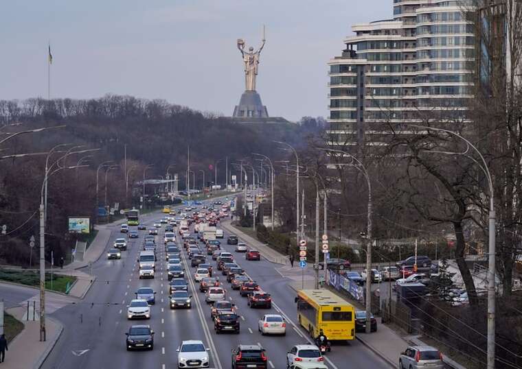У Києві 25 серпня тимчасово обмежать рух через візит іноземних делегацій