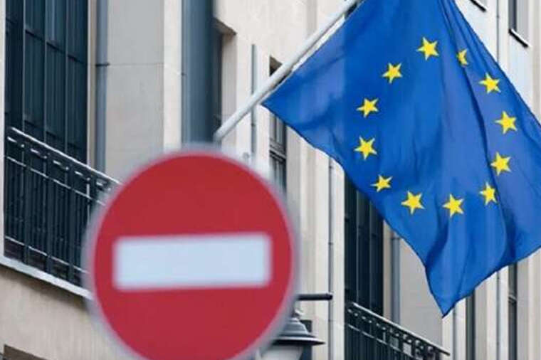 Politico: ЄС планує посилити обмеження для російської економіки без шкоди енергоносіям