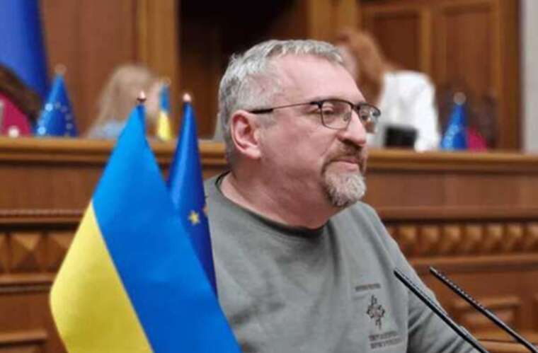 Нардеп Федієнко назвав «популізмом» заяву Гончаренка про виїзд за кордон до 21 року