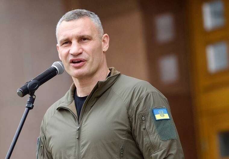 НАБУ радить, Кличко ігнорує: Як мер столиці «захищає» місцевих чиновників від справедливості