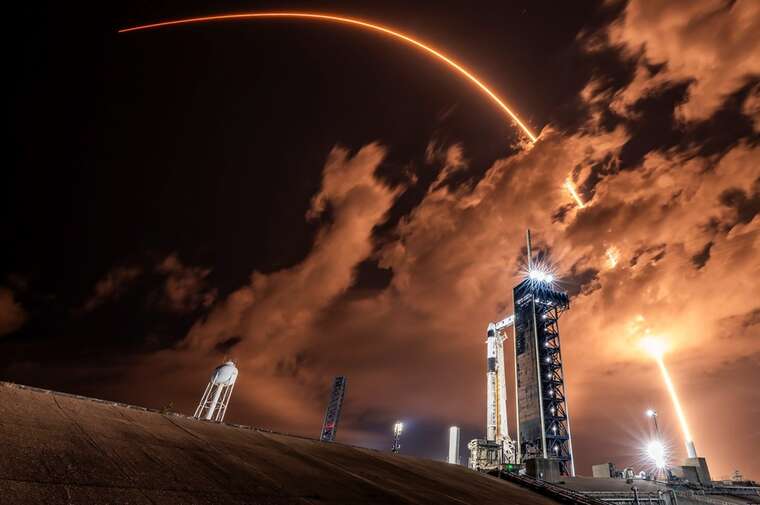 SpaceX запустила у космос ще 28 супутників Starlink