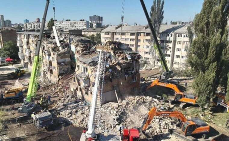 У Києві кількість загиблих зросла до 22: під завалами ще можуть бути люди