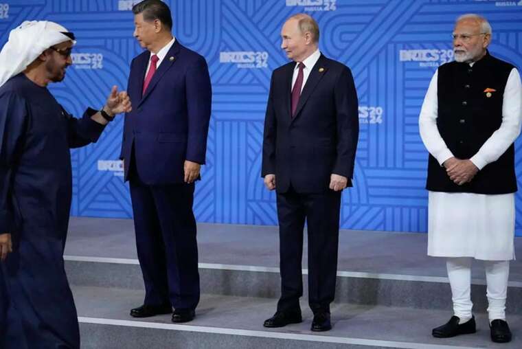 NYT: Сі Цзіньпін використовує саміт ШОС, щоб «перебудувати світовий порядок»