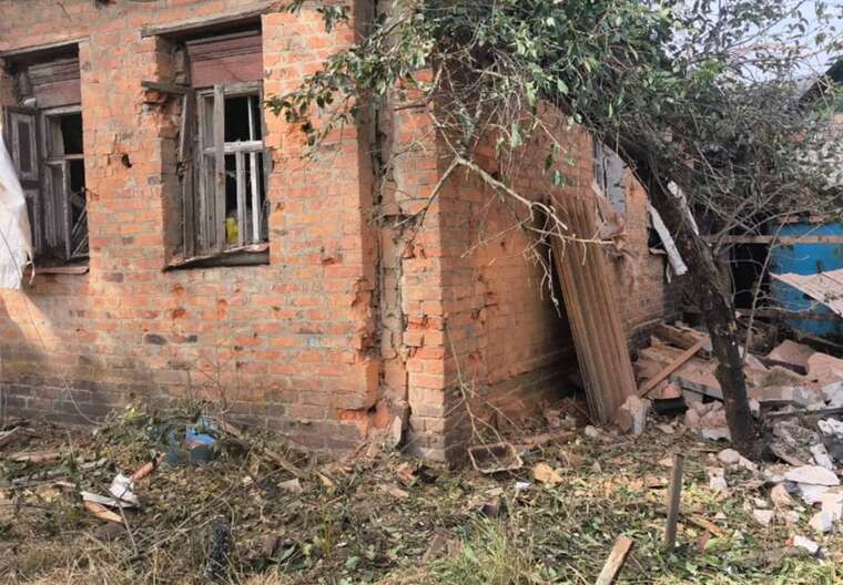 ВС РФ атаковали Купянский район: ранены двое мужчин, повреждено имущество