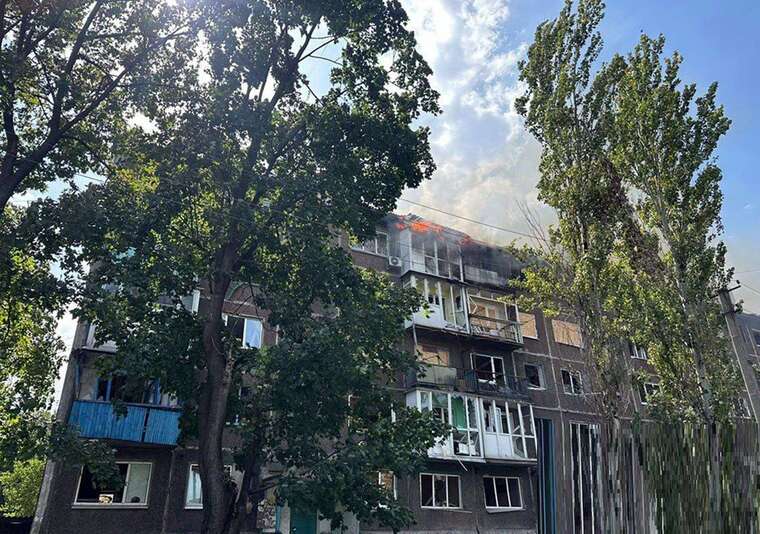 Росіяни атакували Донеччину та Херсонщину: 3 загиблих, 14 поранених, численні руйнування