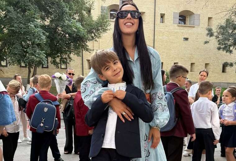 Від вишиванок до трендових луків: як діти українських зірок зустріли 1 вересня