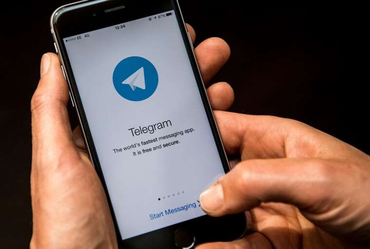 У Кремлі виступили проти заборони Telegram та WhatsApp