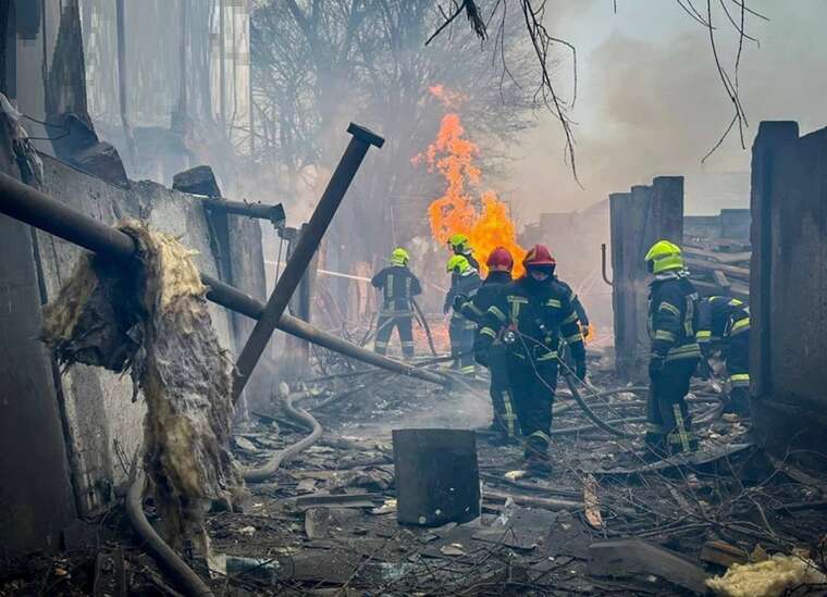 Російські дрони атакували Одесу та Одеський район, пошкоджено цивільну інфраструктуру