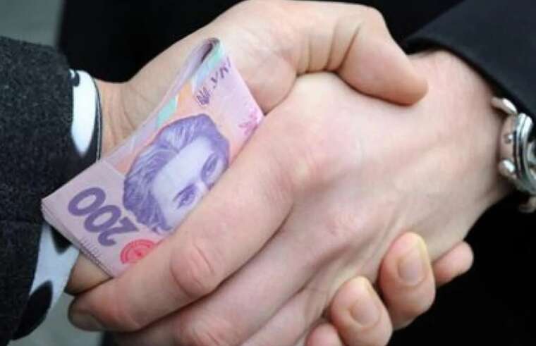 30% українців стикалися з хабарами, більшість відмовилася, — опитування