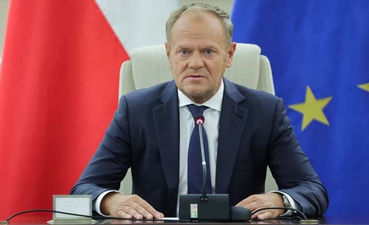 Туск: На територію Польщі залетіли 19 дронів РФ, збили менше за чверть