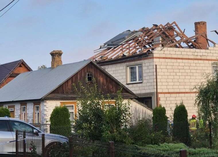 У Польщі російський дрон впав на будинок пенсіонерів