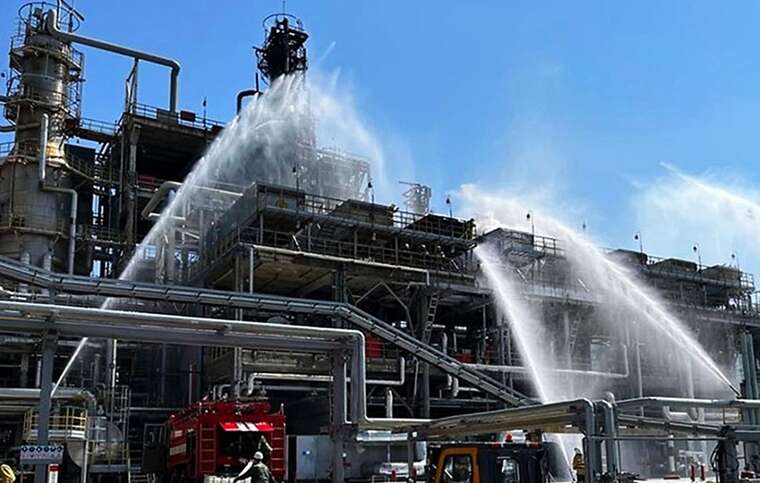 Захід не підтримує українські атаки на російську нафтову інфраструктуру, — Bloomberg