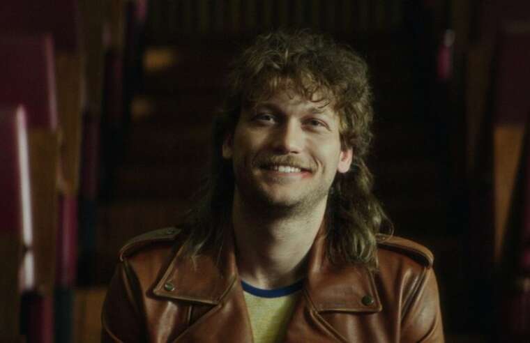 Скандальний актор Темляк отримав престижну "Золоту Дзиґу", попри звинувачення в домашньому насильстві