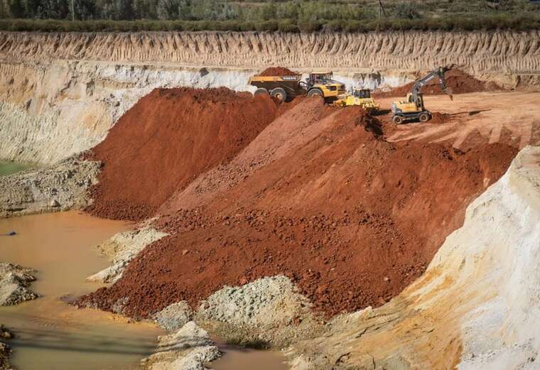 Американські інвестори оглянули перші потенційні родовища України за угодою про надра