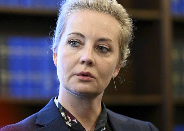 Дружина Навального заявила про отруєння чоловіка перед його смертю у в’язниці