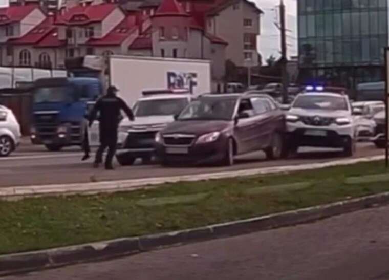 In Ternopil, a drunk TRC employee initiated a chase with the police and caused two accidents