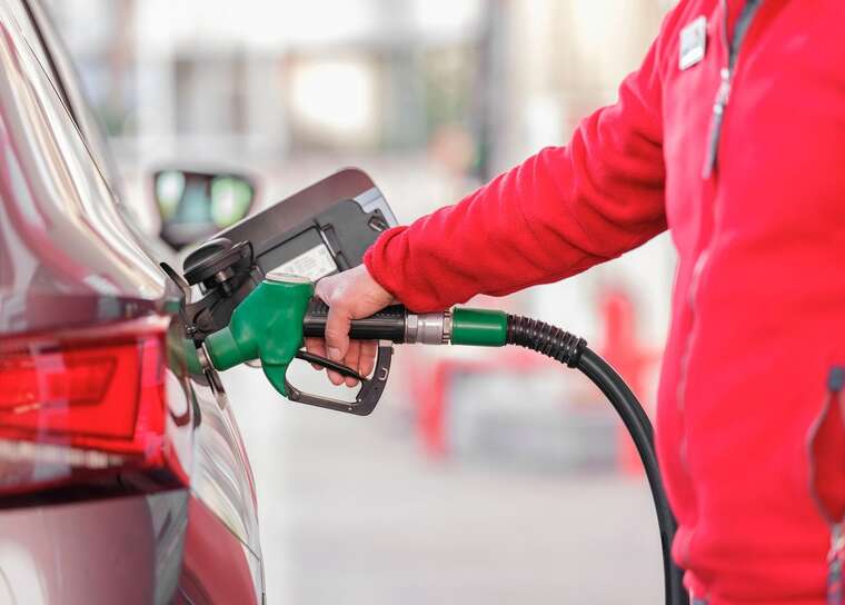 У Криму спостерігається дефіцит бензину та черги на АЗС