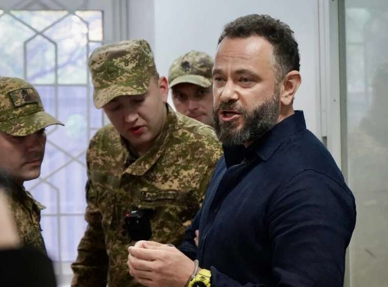 Суд розпочав розгляд справи про держзраду Дубінського