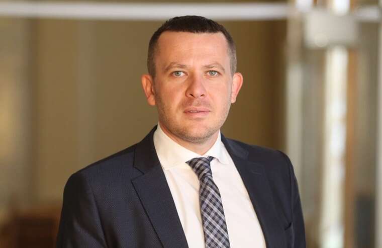 Таємний готель "Атлантида": що пов’язує депутата Крулька з бізнесом у ЄС - ЗМІ