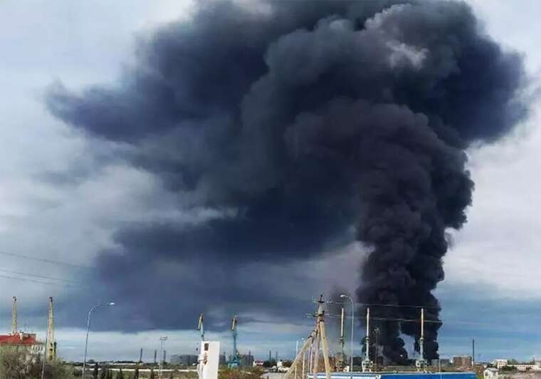 Беспилотники атаковали небо России: системы ПВО сработали над Саратовом и Энгельсом