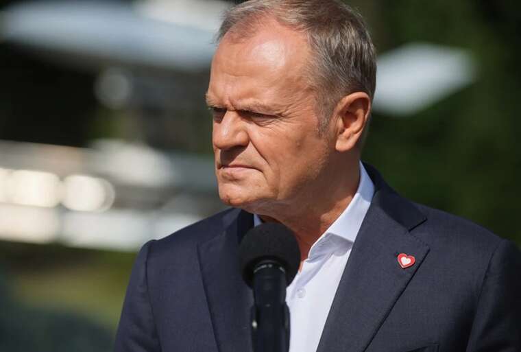 Дональд Туск назвал гибридные атаки на Балтике «новым видом войны»