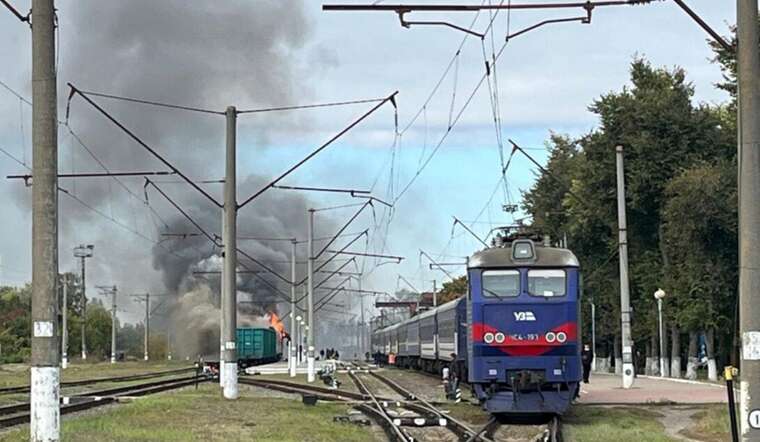 "Укрзалізниця" скасувала низку приміських потягів на Сумщині