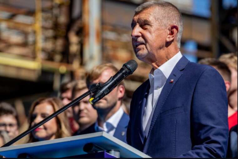 Бабиш: Чехия не будет выделять государственные средства на вооружение для Украины