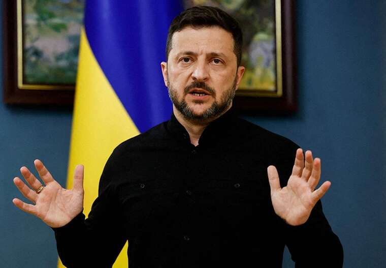 Зеленський: Росія втратила 20% бензину через наші «далекобійні санкції»