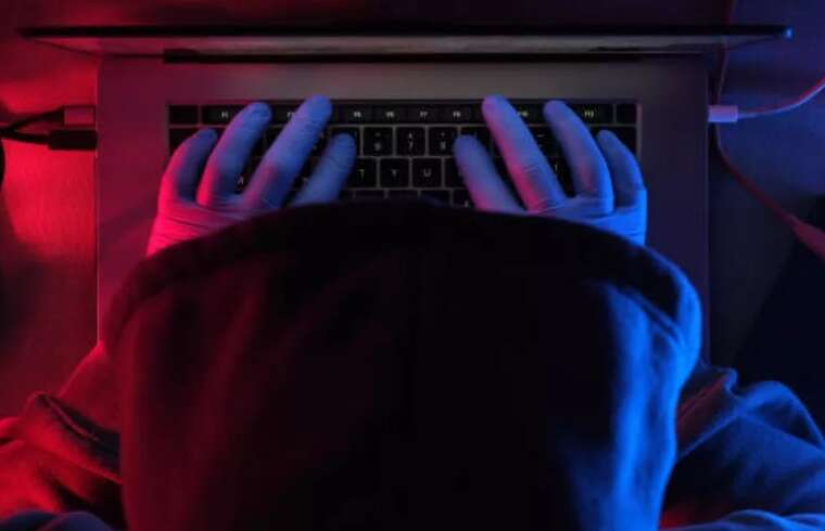 Російські хакери здійснили атаку на вісім військових баз Великої Британії