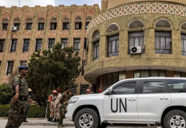 Хуситы захватили 20 сотрудников ООН в Сане, среди них — 15 иностранцев