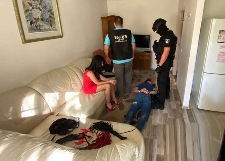 "Інтимний" шантаж: суд покарав дует вимагачів, які фільмували жертв і вимагали гроші