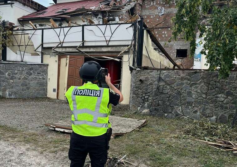 Росіяни обстріляли Куп’янський район: загинула жінка