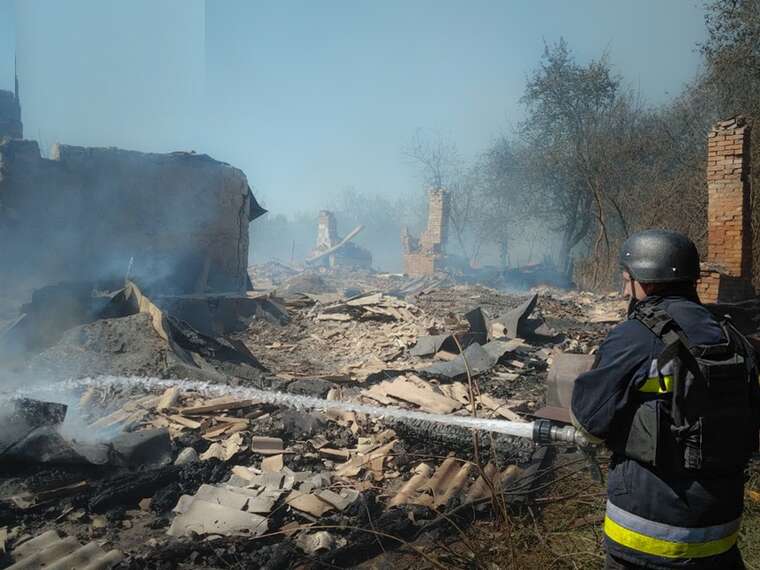 На Харківщині чоловік дивом вижив після падіння ворожої керованої авіабомби