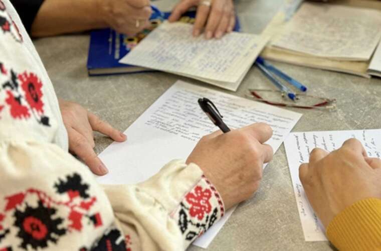 Радіодиктант національної єдності-2025: Українці зможуть перевірити свої тексти вже 29 жовтня