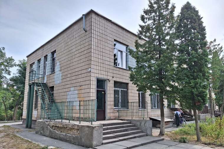 "Спецтермомонтаж-Енерго" отримало підряд на відбудову школи в Ірпені з цінами, що не відповідають ринку