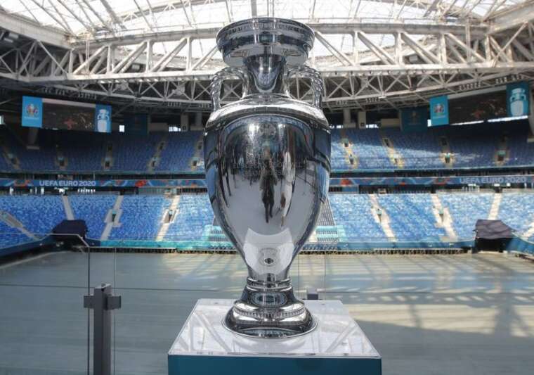 Россия подала заявку на проведение Евро-2032 вместо Италии, несмотря на запрет УЕФА