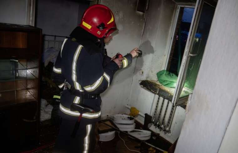 In Khmelnytskyi, a gas explosion destroyed three floors of a residential building