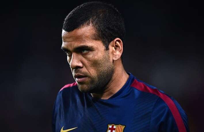 Ексфутболіст "Барселони" Дані Алвес став проповідником євангельської церкви в Іспанії