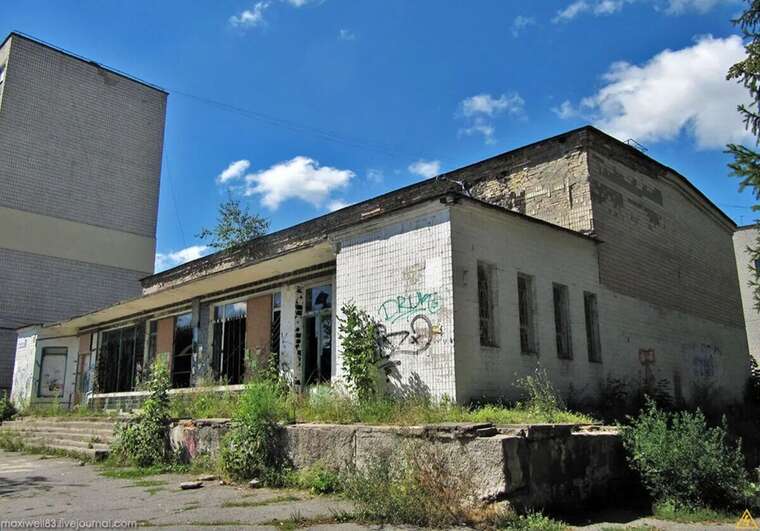 Реконструкція кінотеатру у Вишневому подорожчала до 269 мільйонів: Вікна знову стали «золотими»