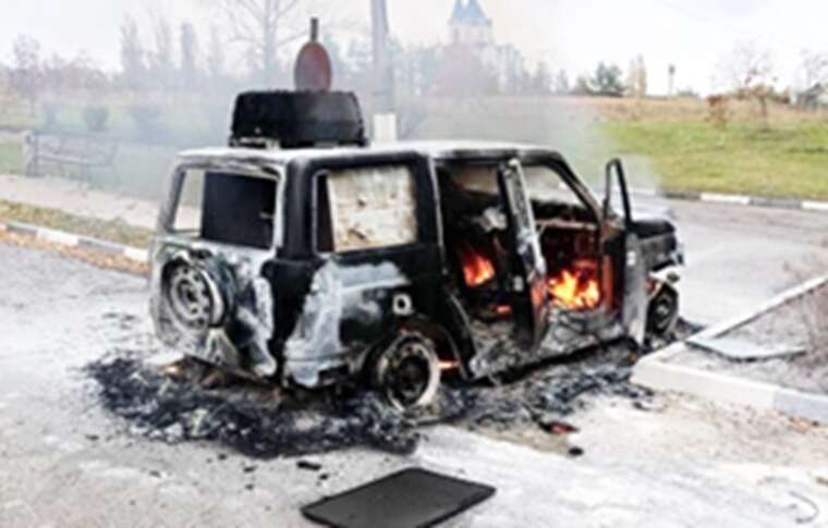 Дрон знищив автомобіль голови Бєлгородського району: Чиновниця та водій встигли вийти