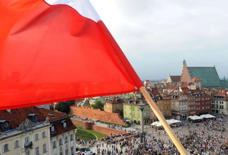 Польща змінює правила проживання для українців у центрах розміщення