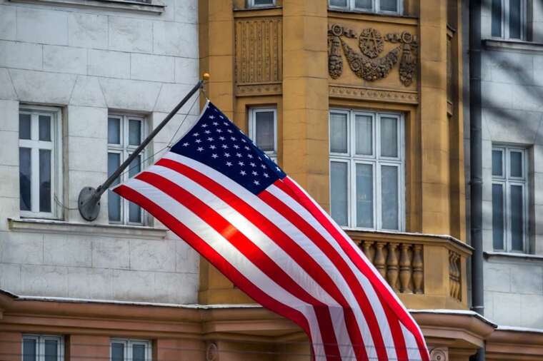 Високопосадовці адміністрації Трампа переїжджають із домівок після вбивства Чарлі Кірка