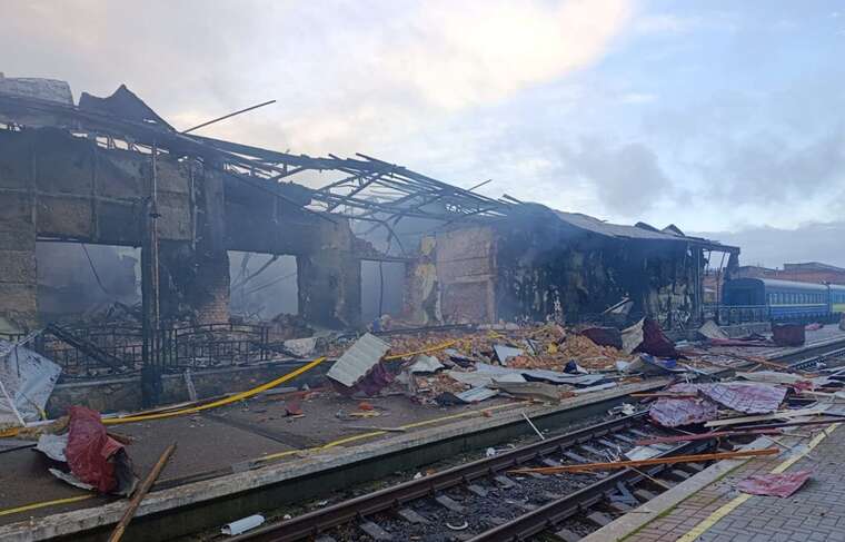 Атака РФ по залізничній інфраструктурі Сумської та Харківської областей: з’явилися фото наслідків