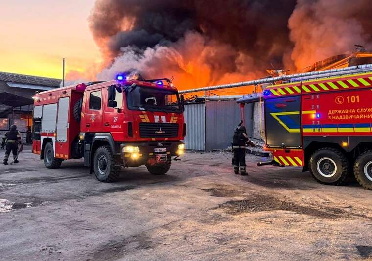 Missile strike on Dnipro: Enterprise damaged, 37-year-old man injured