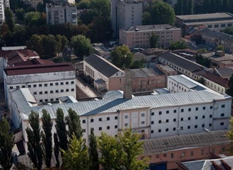 "Гарантія спокою": Колишній "смотрящий" у Київському СІЗО вимагав 150 тисяч гривень з арештанта