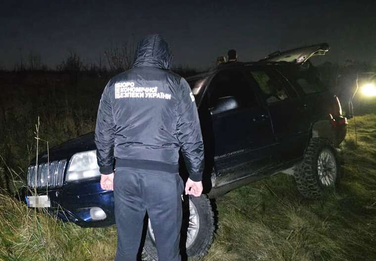 In Lviv Region, an attempt to smuggle cigarettes to Poland using drones was uncovered