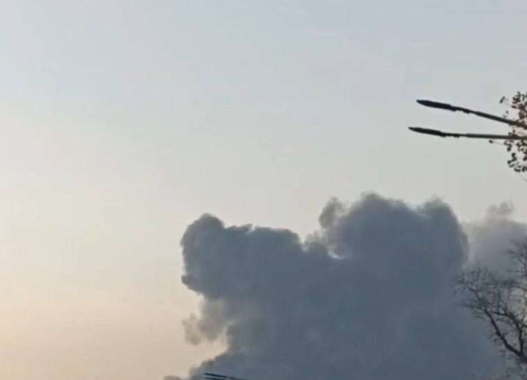 Потужні вибухи в Донецьку: уражено склад боєприпасів російських загарбників в окупованому Донецьку