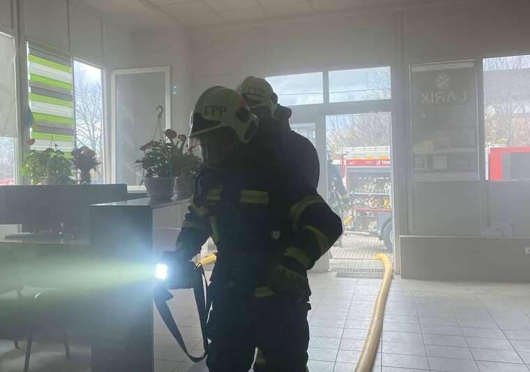 Extraordinary event in Ivano-Frankivsk: A charging station exploded in an office, there are injuries