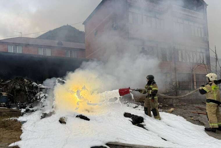 В Дагестане вертолет с туристами упал на дом: погибли четыре человека