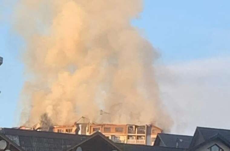 ДСНС: У Буковелі під час займання готелю евакуйовано 70 людей